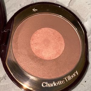 Cheek to chic Charlotte tilbury blush